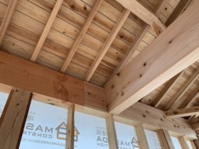 佐賀県　神埼市　株式会社増田建設　施工会社　大工　新築　注文住宅　リフォーム　木の家　木製建具　丸梁